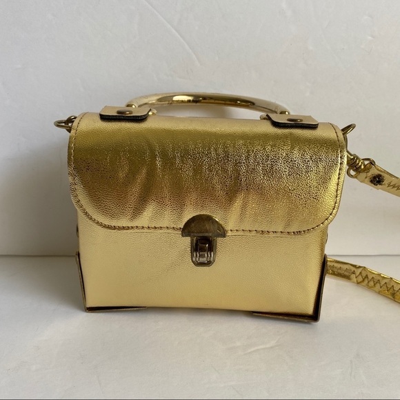Vintage Gold Trunk Box Bag 60’s Mini Purse - Picture 3 of 13